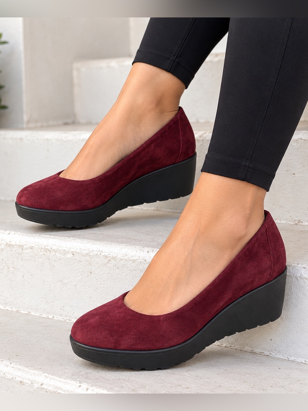 Brioso Women’s Burgundy Suede Wedge Comfort Slip On Shoes Size 9M